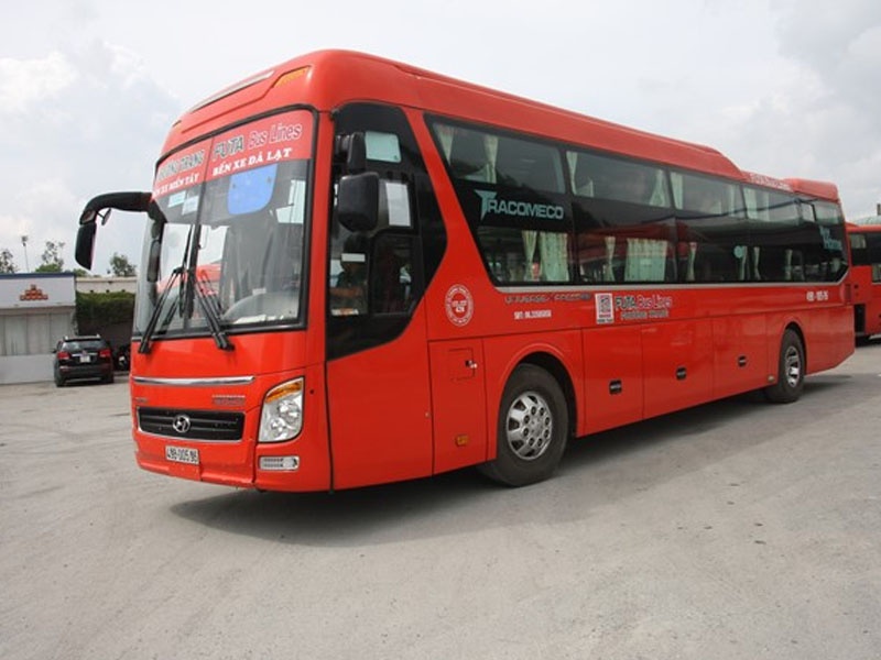 Nhà xe Phương Trang từ Đà Lạt đi Quảng Ngãi với loại xe Limousine giường nằm 34 chỗ
