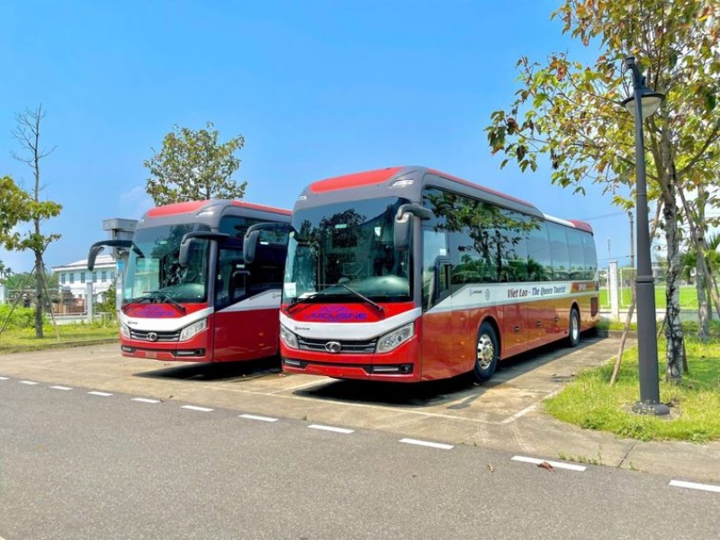 Nhà xe Việt Lào từ Đà Lạt đi Quảng Ngãi với loại xe Limousine 24 phòng VIP