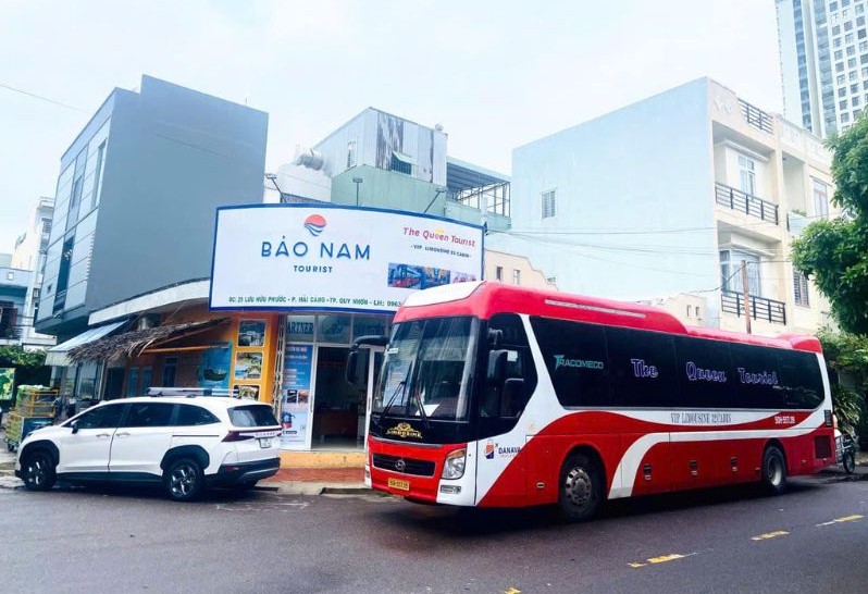 xe Quảng Nam đi Sài Gòn