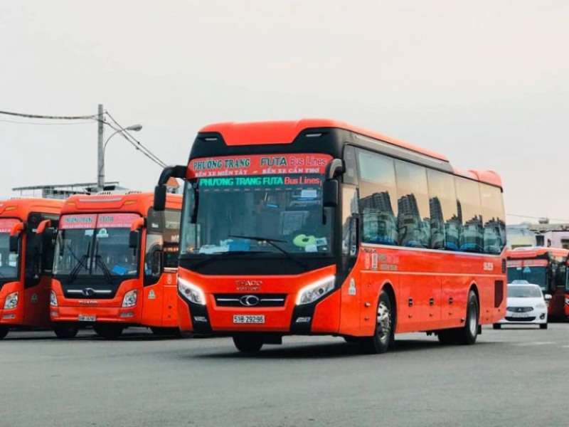 Nhà xe Phương Trang tuyến Quảng Ngãi - Sài Gòn