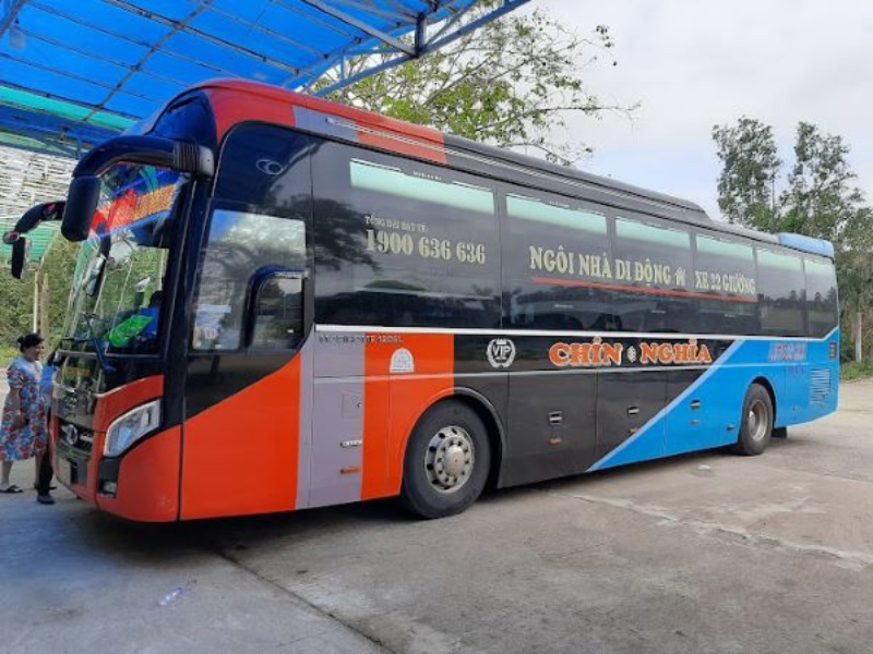 Xe khách Chín Nghĩa tuyến Quảng Ngãi Hà Nội