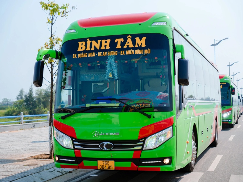 Xe khách Bình Tâm tuyến Quảng Ngãi Hà Nội